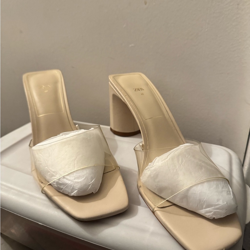 Zara Women's Beige Block Heel Mules